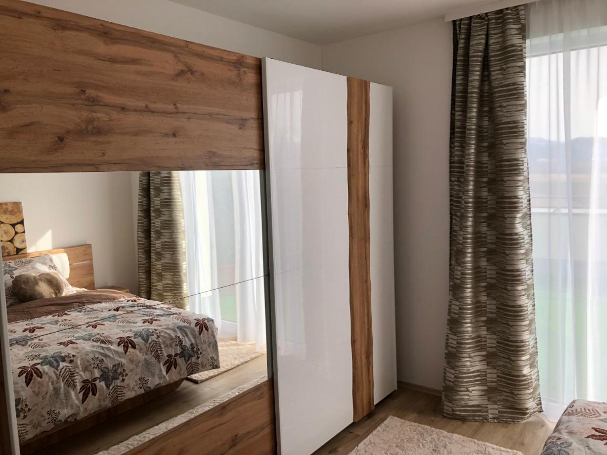 פופראד Tatra Billetee Apartman S Luxusnym Vyhladom Na Vysoketatry A Sukromnym Wellness מראה חיצוני תמונה