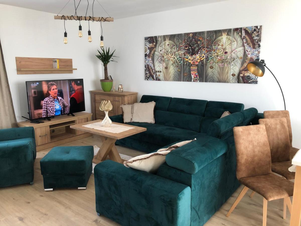 פופראד Tatra Billetee Apartman S Luxusnym Vyhladom Na Vysoketatry A Sukromnym Wellness מראה חיצוני תמונה