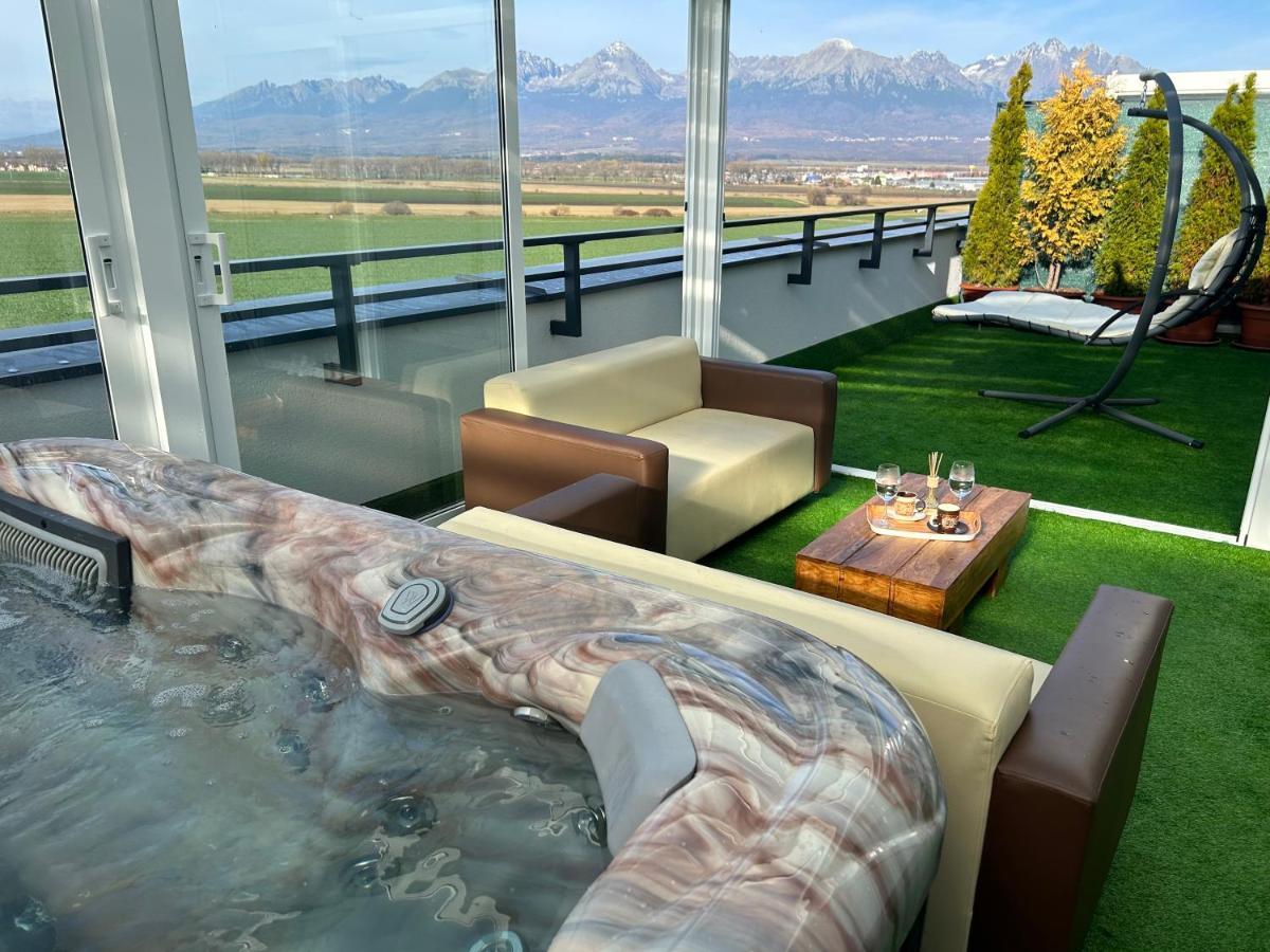 פופראד Tatra Billetee Apartman S Luxusnym Vyhladom Na Vysoketatry A Sukromnym Wellness מראה חיצוני תמונה