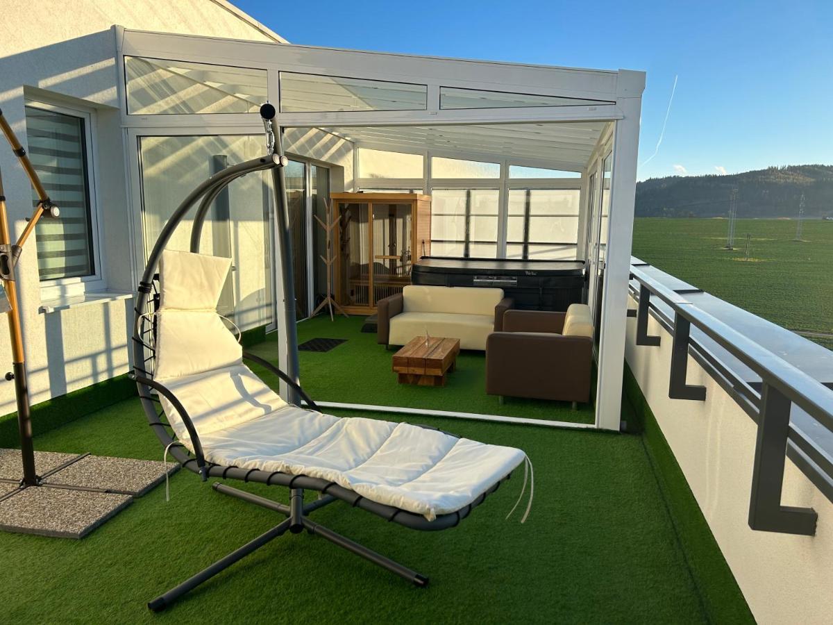 פופראד Tatra Billetee Apartman S Luxusnym Vyhladom Na Vysoketatry A Sukromnym Wellness מראה חיצוני תמונה