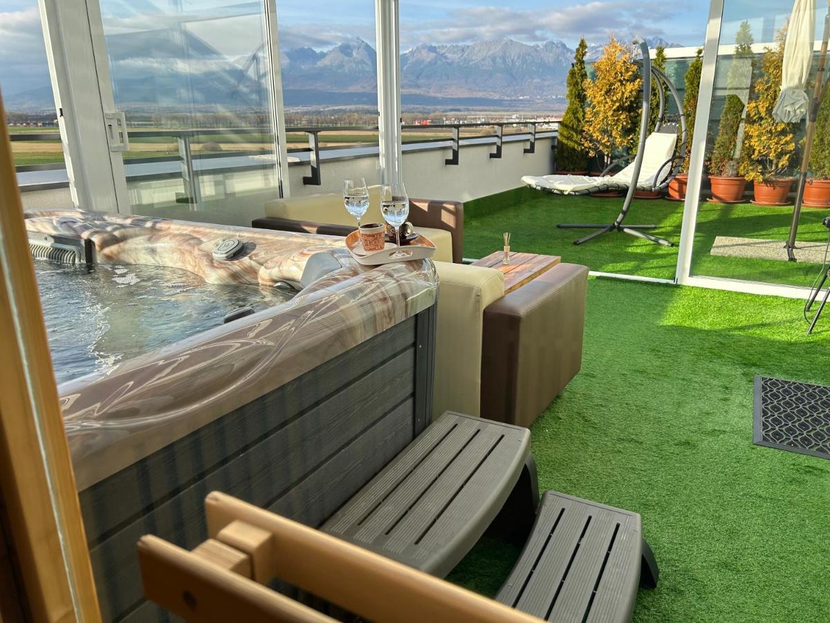 פופראד Tatra Billetee Apartman S Luxusnym Vyhladom Na Vysoketatry A Sukromnym Wellness מראה חיצוני תמונה