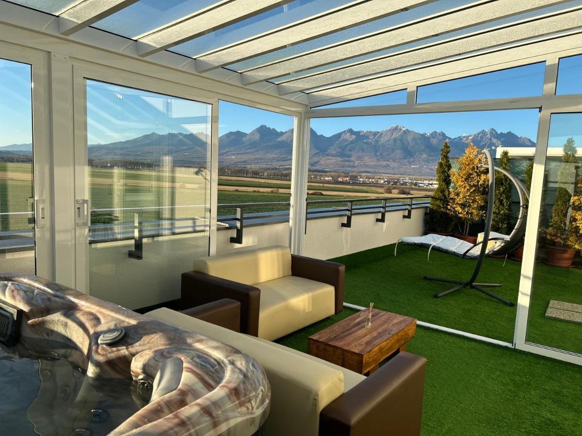 פופראד Tatra Billetee Apartman S Luxusnym Vyhladom Na Vysoketatry A Sukromnym Wellness מראה חיצוני תמונה