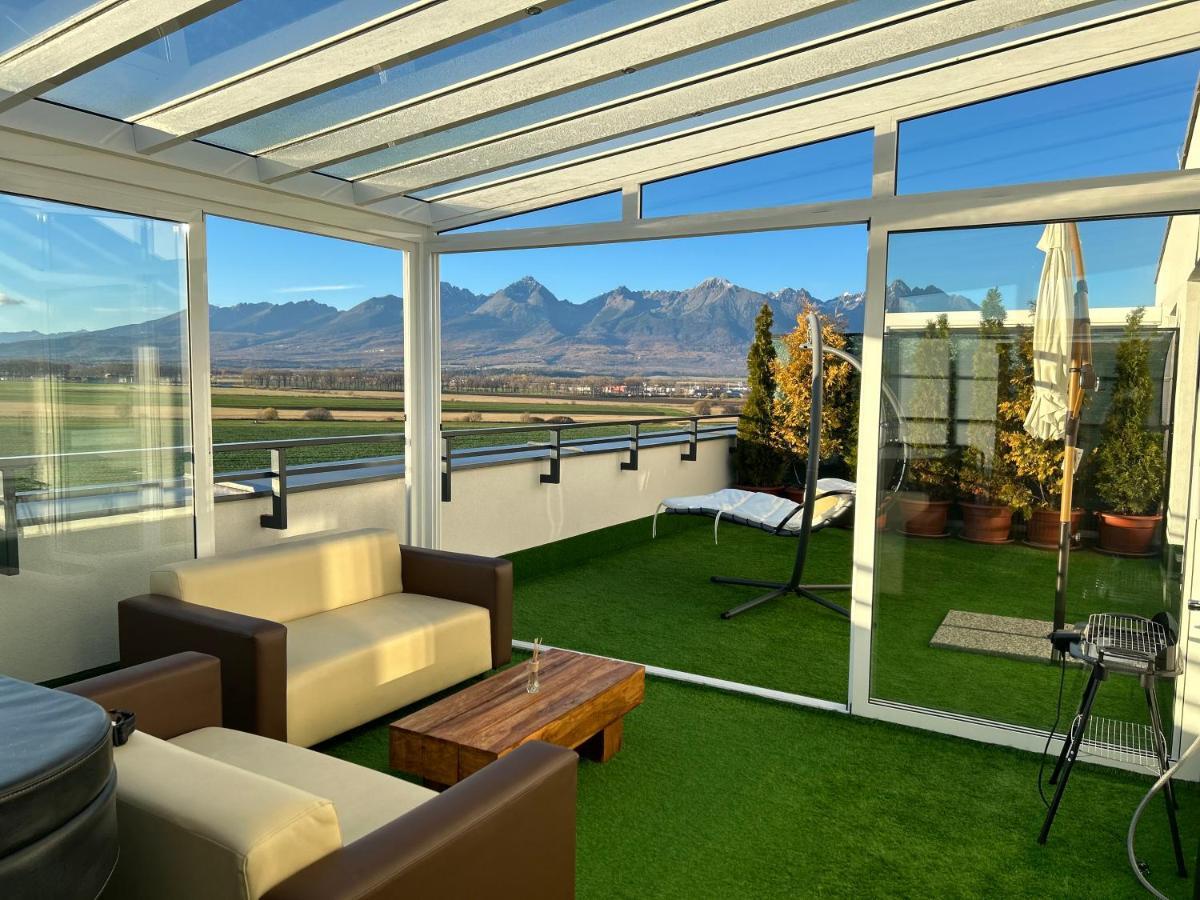 פופראד Tatra Billetee Apartman S Luxusnym Vyhladom Na Vysoketatry A Sukromnym Wellness מראה חיצוני תמונה